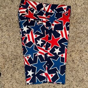 Loudmouth Ladies Golf Shorts, STAR,women's size 2. Like new w/out tags, worn 1x.